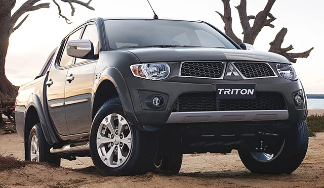 Mitsubishi-Triton-2012