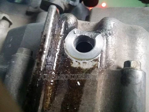 nguyên nhân xe máy bị chảy nhớt