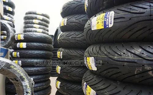 Vỏ xe máy không ruột