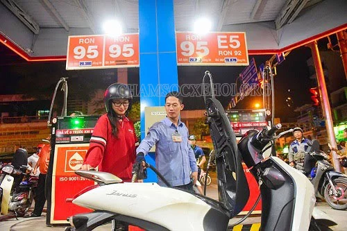 sự khác nhau giữa xăng a95 và a92