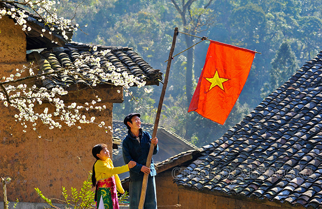 Văn hóa Việt Nam là sự kết hợp giữa các yếu tố có truyền thống và hiện đại