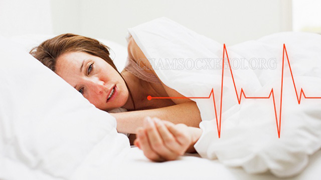 Tắm nước nóng trước giờ ngủ làm tăng huyết áp, khiến tim đập nhanh 