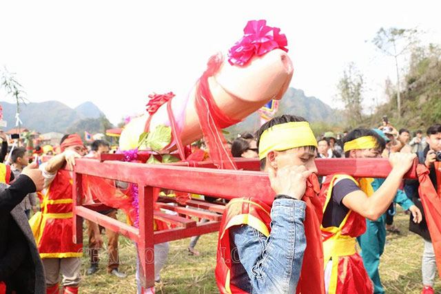 Lễ hội rước "của quý” ở Lạng Sơn thu hút đông đảo khách du lịch