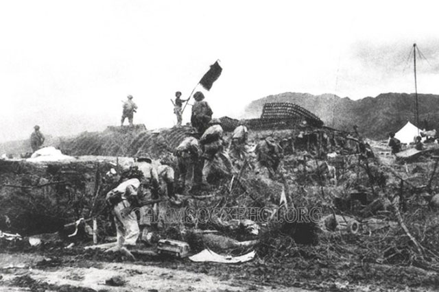Lá cờ quyết chiến  – quyết thắng của bộ đội Việt Minh chiều 7/5/1954