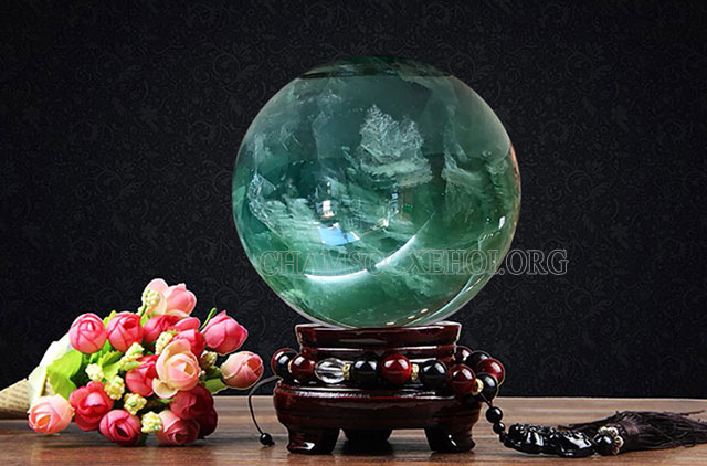 Quả cầu đá phong thuỷ