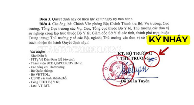 Loại ký nháy tại phần chức danh người có thẩm quyền